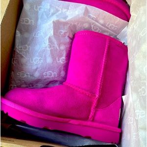 Pink Uggs